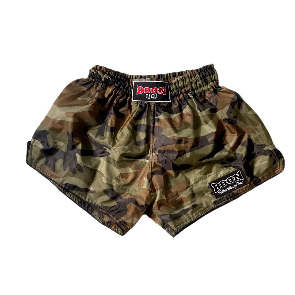 NWT BOON MUAY THAI CAMO SHORTS MEDIUM